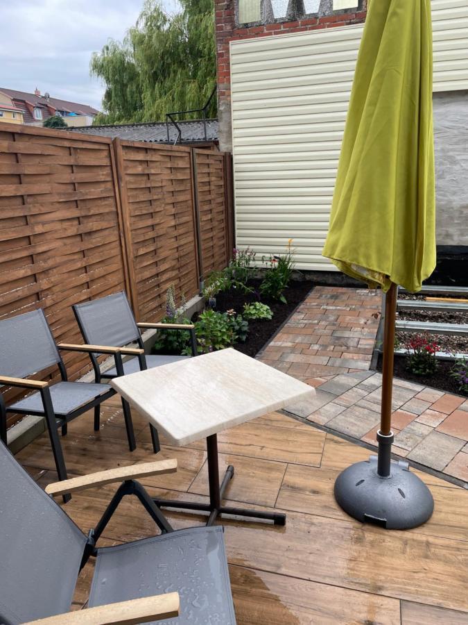 Nora Mit Blick Auf Den Ribnitzer * Ribnitz-Damgarten